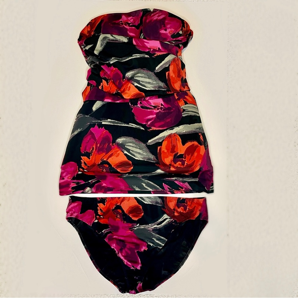 Shape FX Floral Two-Piece Convertible Swimsuit - Size 18